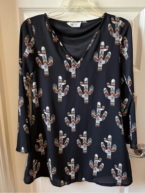 Peach Love California Black Long Sleeve Cactus Print Tunic